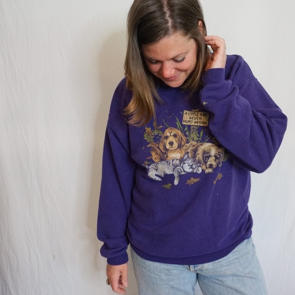 Jerzees vintage crewneck size unisex large with sweet puppies on it - Picture 6 of 8